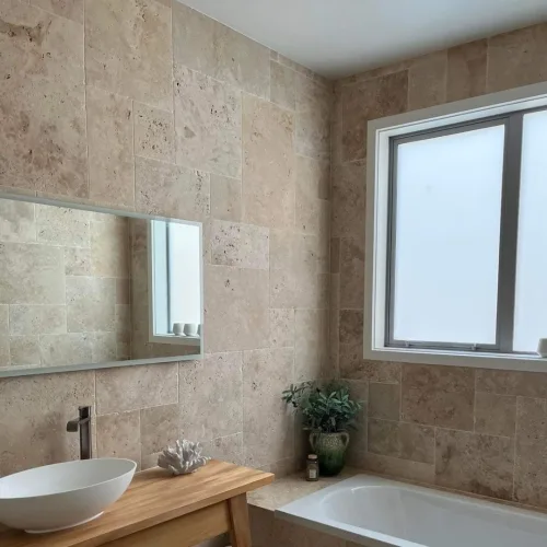 Piedra Flexible Beige Travertino - Imagen 17